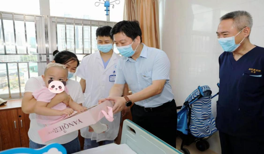 喜迎二十大，童心向未来——深圳市第二人民医院举行儿童关爱活动